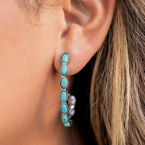 Paparazzi 5 Piece Blue Turquoise Crackle Stone Necklace/Ring/Bracelet/ 2 Earring - Picture 2 of 4